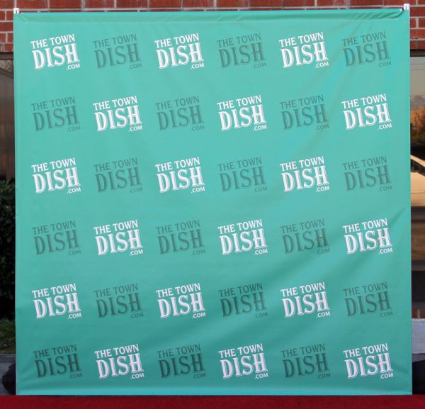 The Dish 8x8 5 Minute Setup System Banner